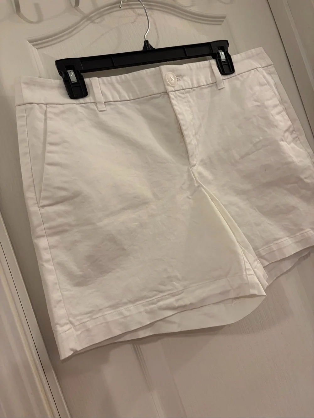 Ann Taylor Women's Classic White Shorts